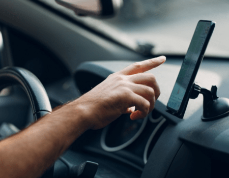 uchwyt na telefon do samochodu